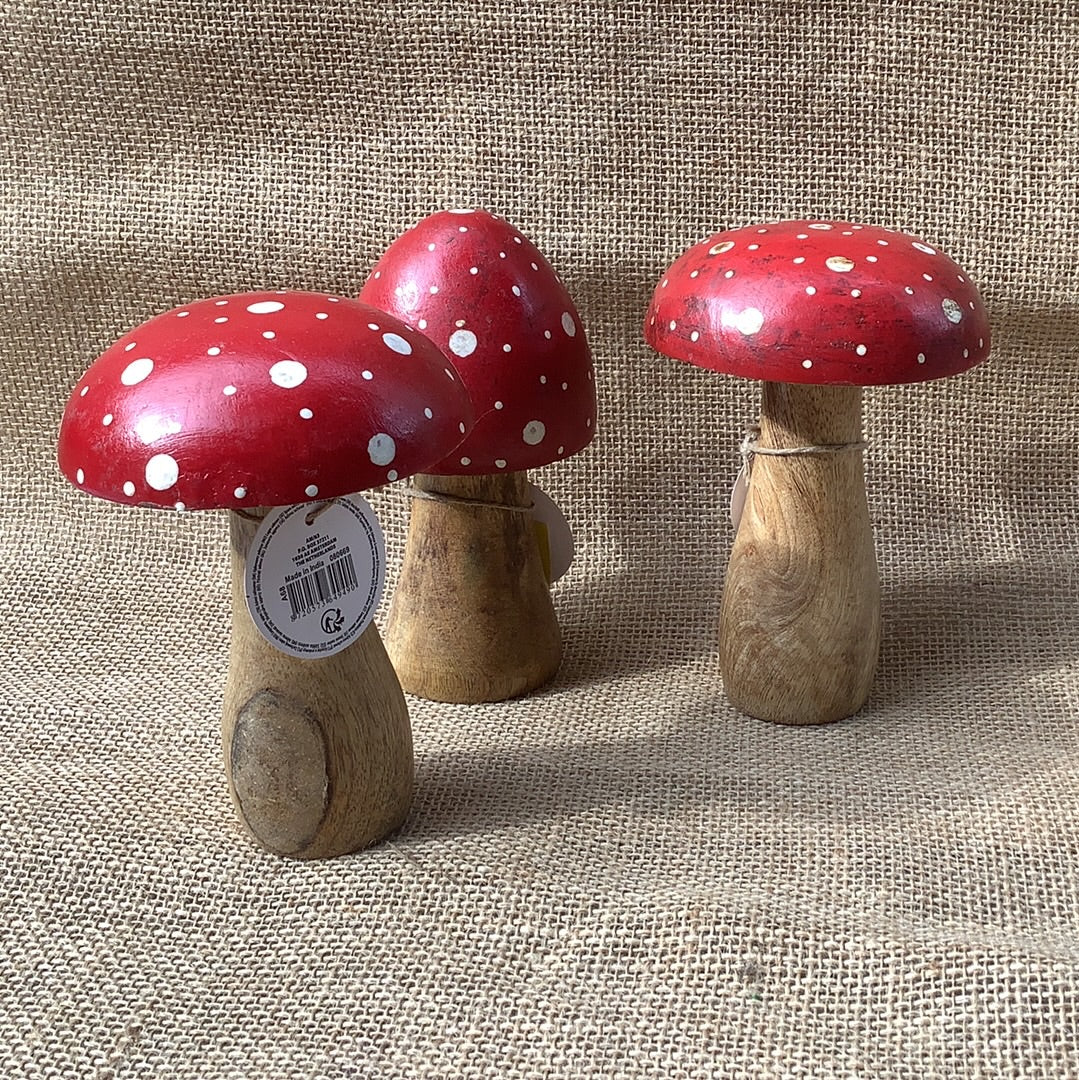 Wooden Round Mushroom-15cm