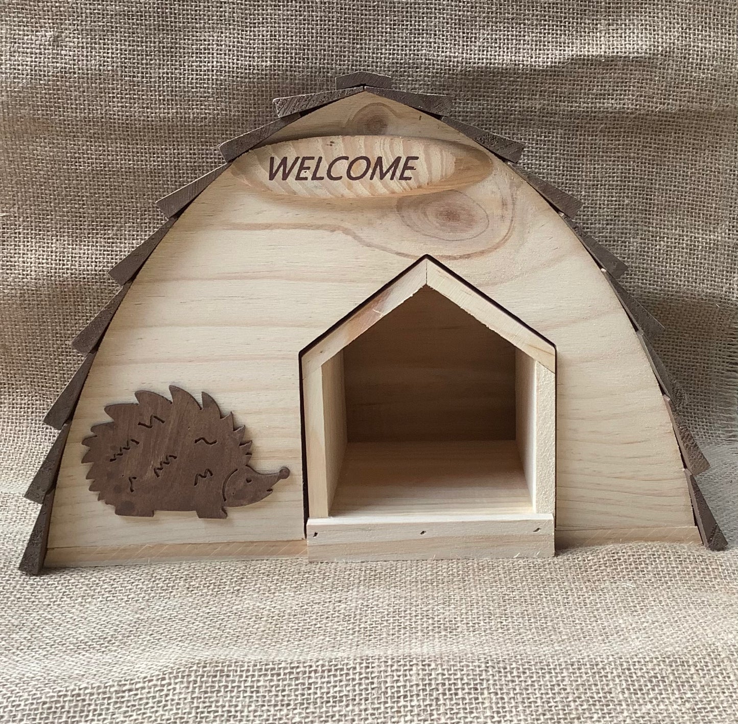 Hedgehog House With Adjustable Tunnel-34.5cm