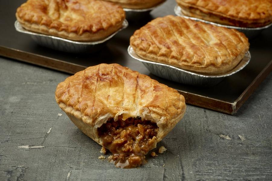 Bake@Home Mince Beef & Onion Pies x4