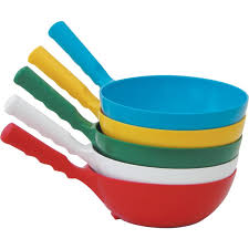 Round Bowl Feed Scoop