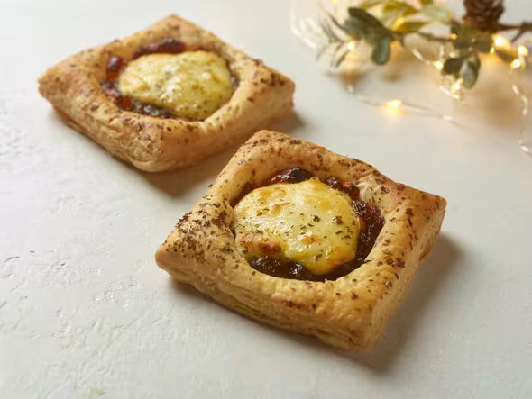 Bake@Home Caramelised Onion & Camembert Tart x4